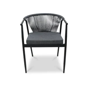 silla-melodi-negra-frontal Silla Melodi Negra de metal para exteriores – vista frontal