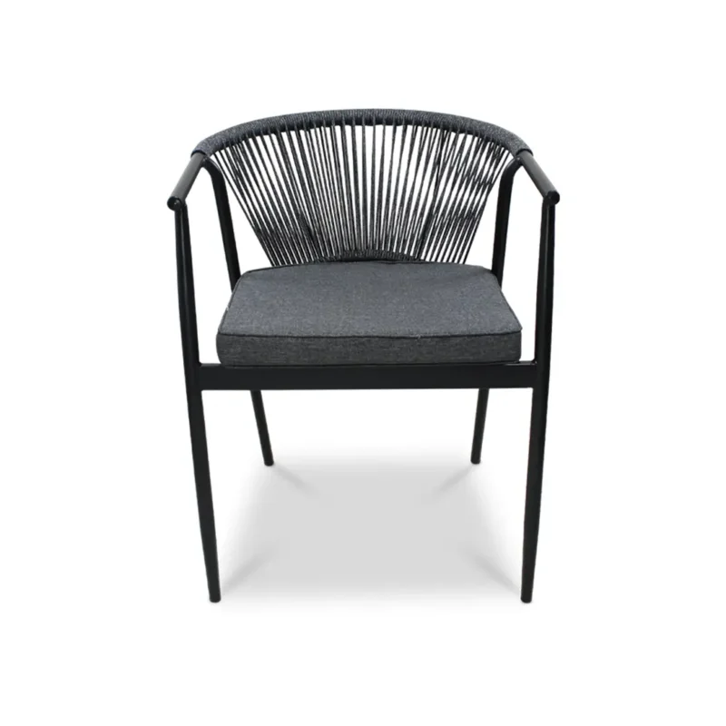 silla-melodi-negra-frontal Silla Melodi Negra de metal para exteriores – vista frontal