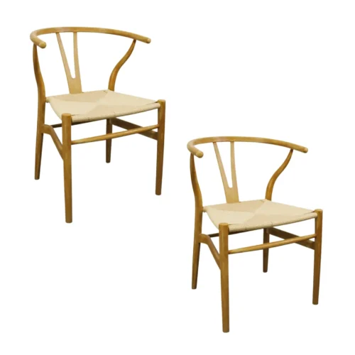 Pack de 2 sillas Wishbone color natural, con asiento tejido.
